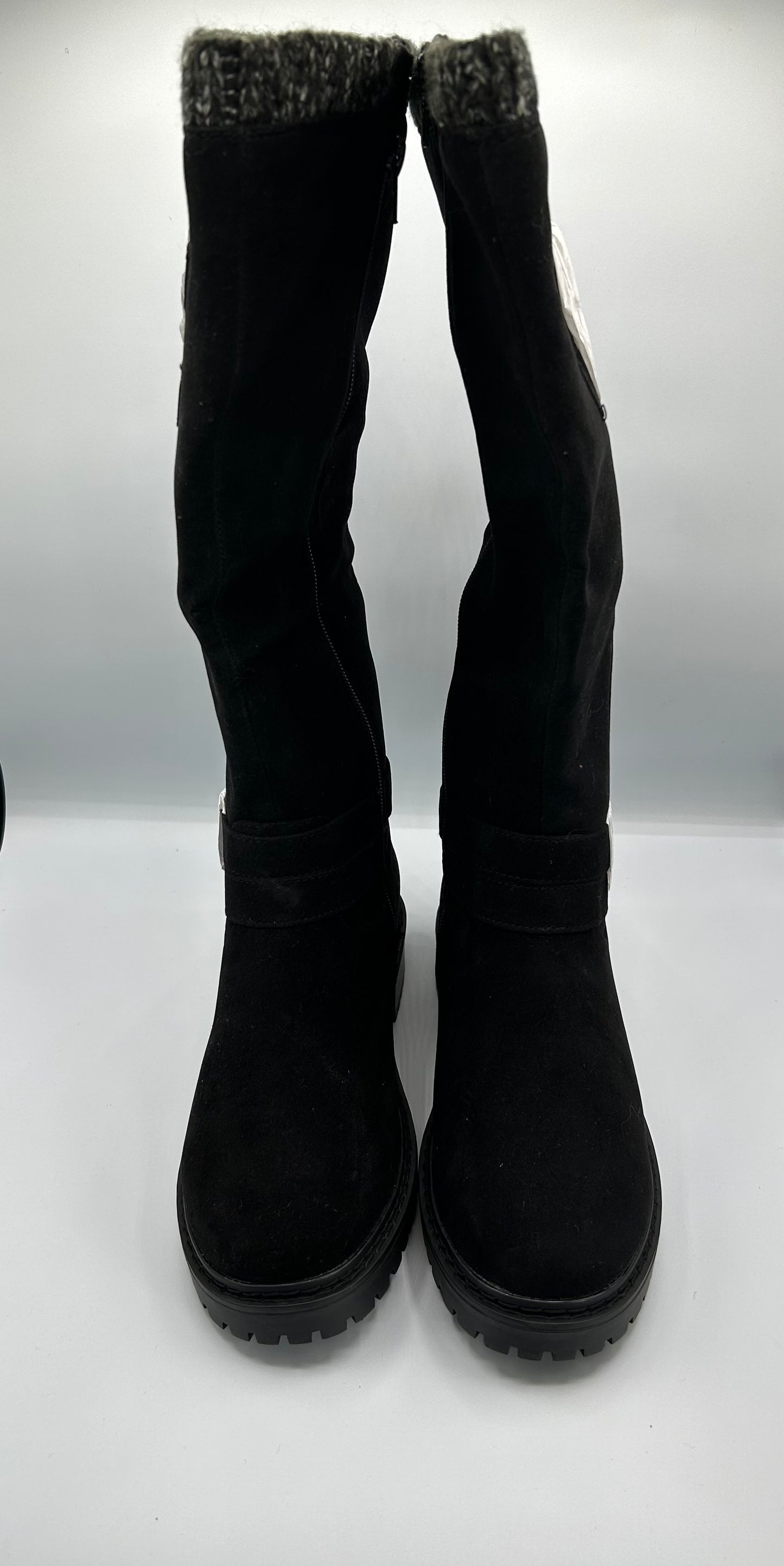 Black Flat Bottom Boot