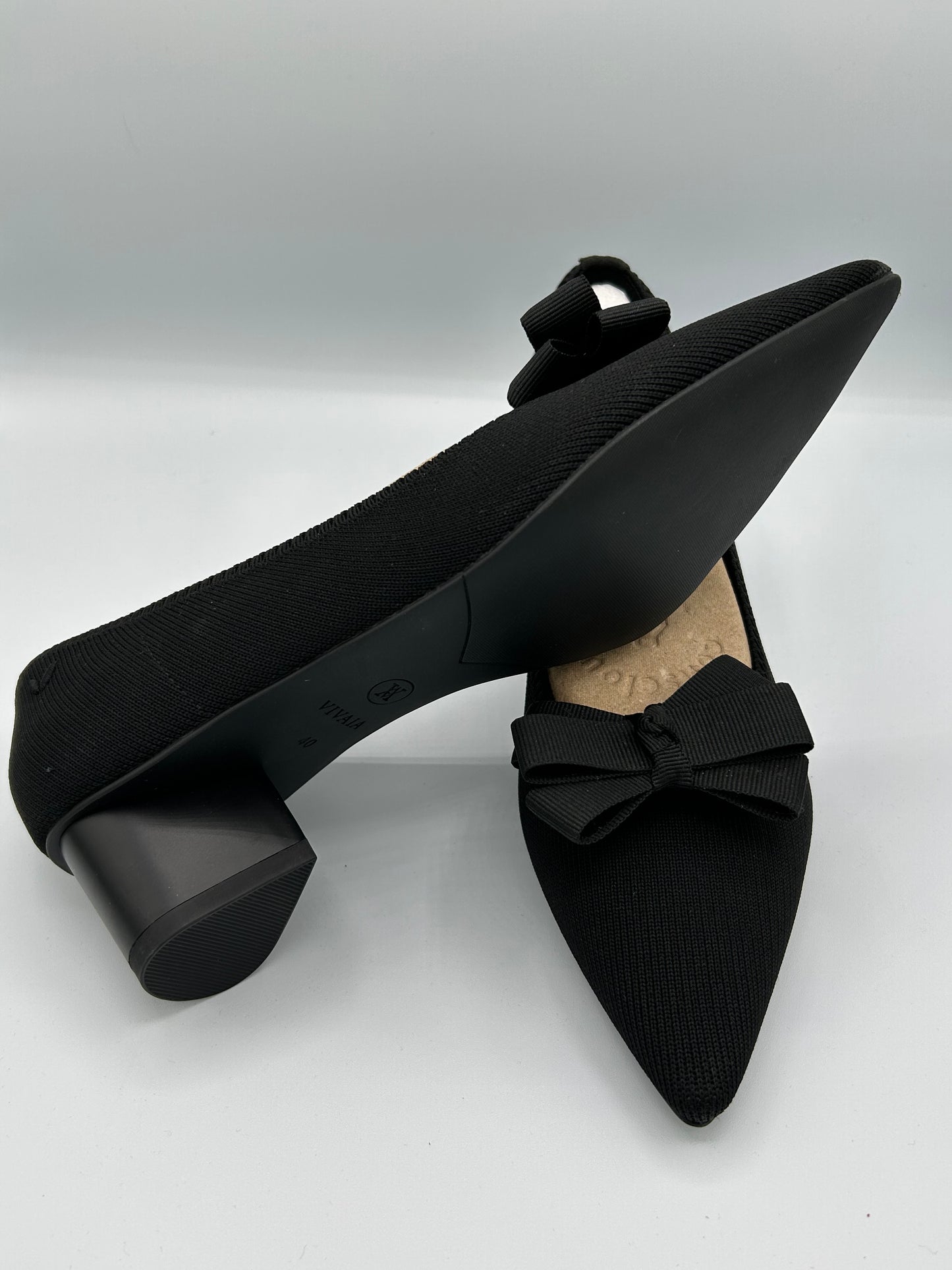 Black low heel by Vivaia